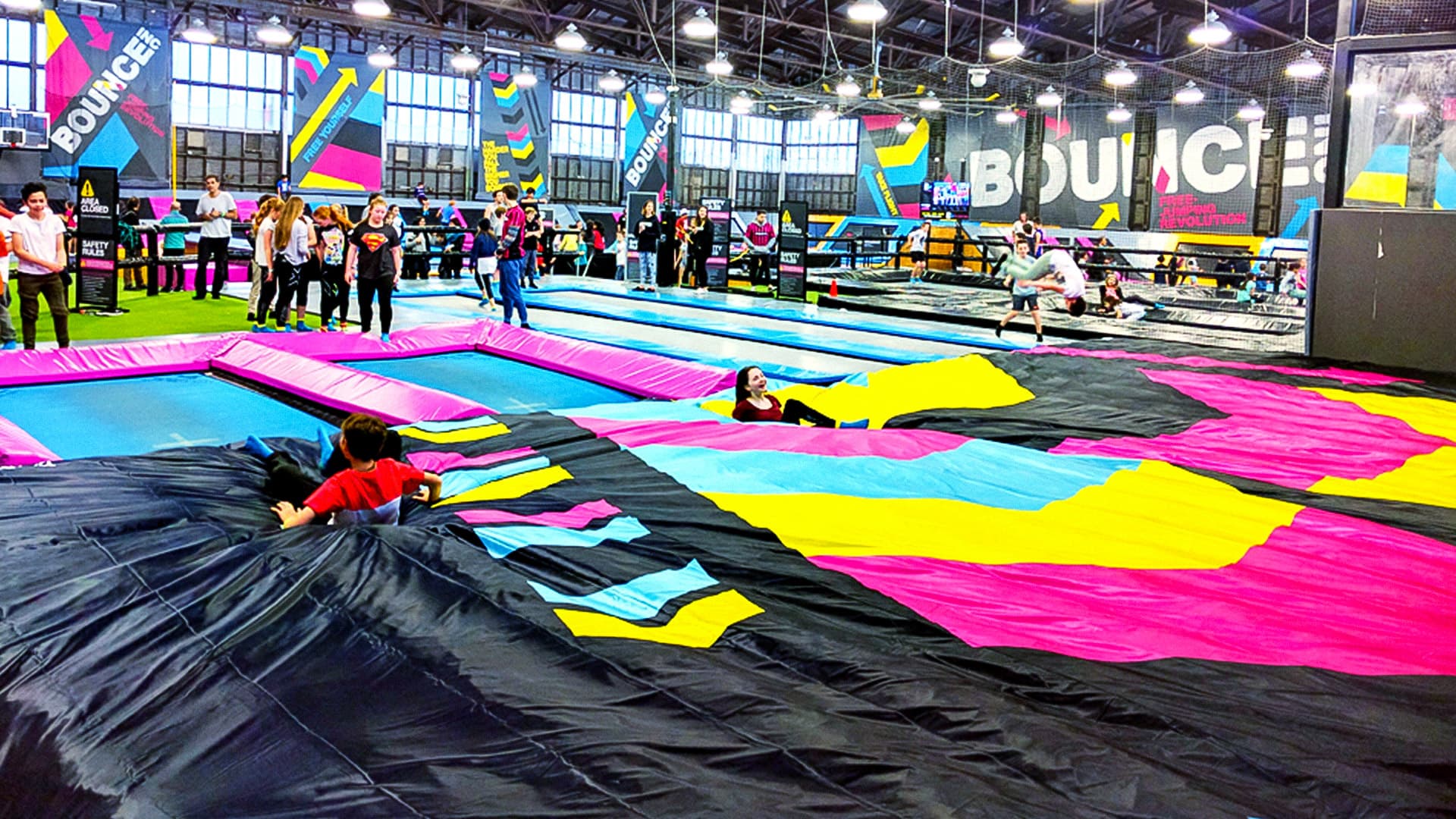 bg-slider-product-foam-pit
