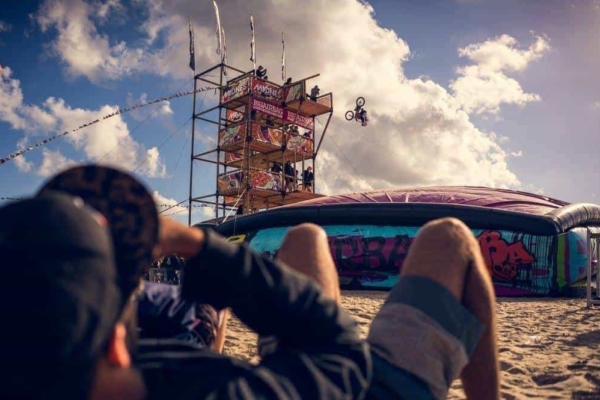 Desmond Tessemaker backflip BigAirBag MadNes Festival 2016