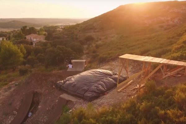 freestyle-bmx-mtb-bike-airbag-stunt-bag-jump-yannick-granieri-freestyle-training