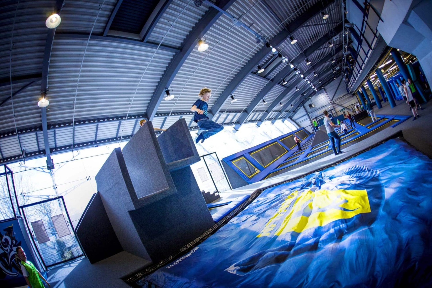 Foam Pits vs Airbags BigAirBag®