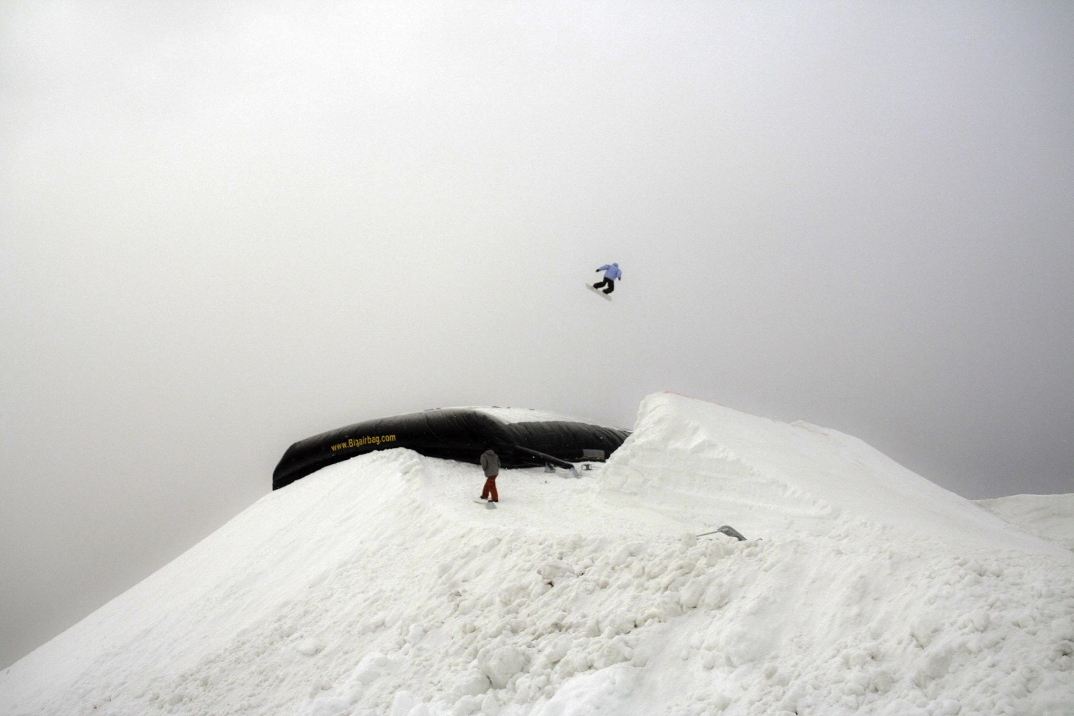 gapsession-redbull-bigairbag-airbag-history