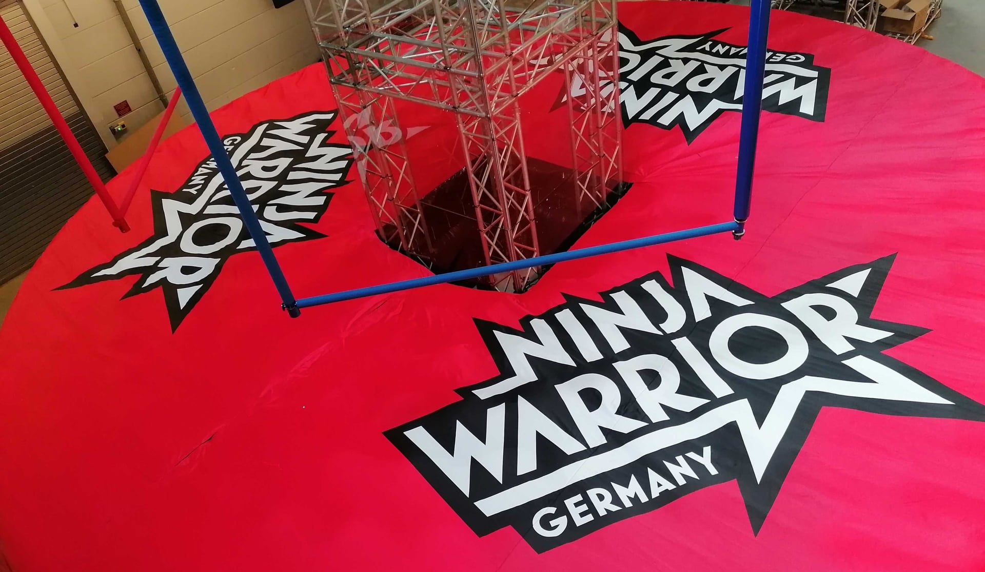 ninja warrior foam pit airbag
