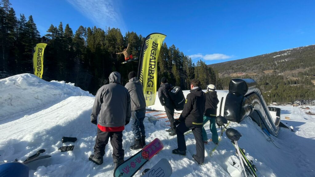 Snowlanding Uvdal jump