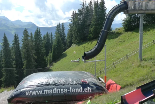 Freestyle airbag landing